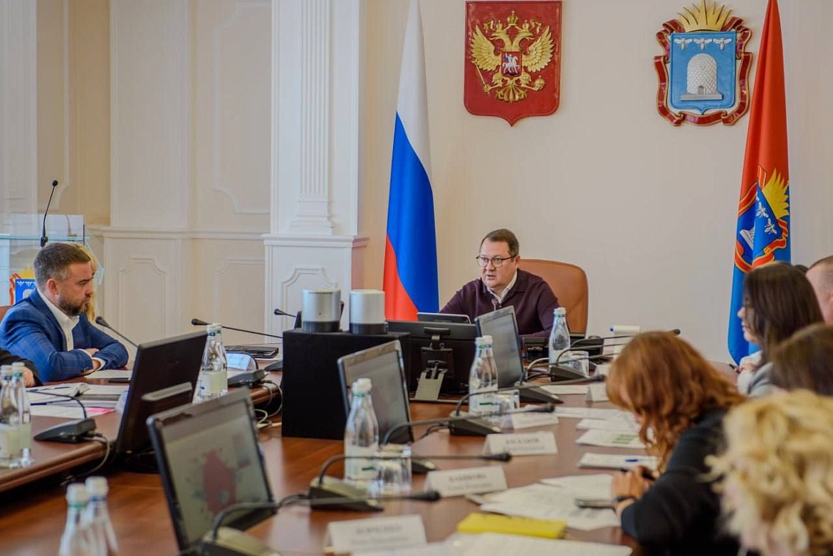 Глава региона Максим Егоров: «До 2028 года в Тамбовской области отремонтируют более тысячи километров дорог». 