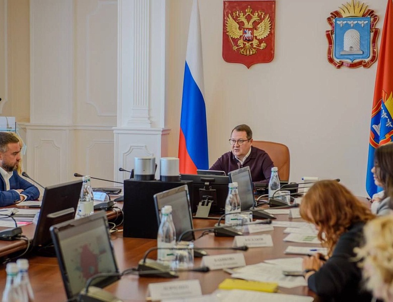 Глава региона Максим Егоров: «До 2028 года в Тамбовской области отремонтируют более тысячи километров дорог». 